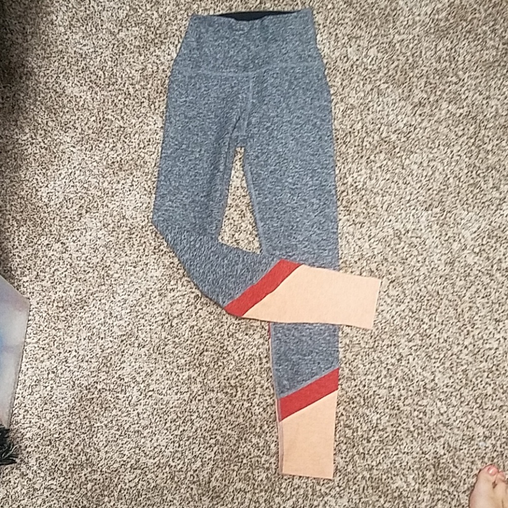 Beyond yoga heather grey leggings